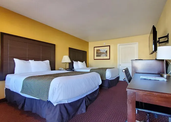 Hotel Ramada By Wyndham East Flagstaff