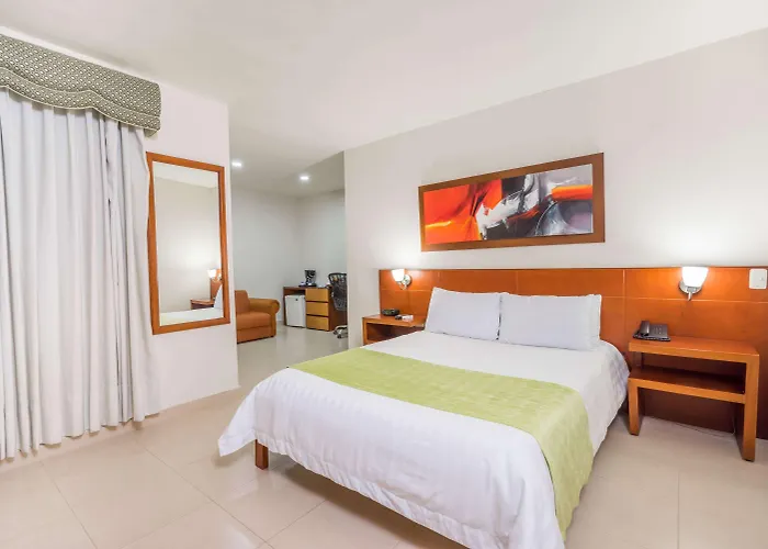 Ramada By Wyndham East