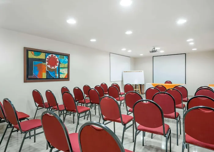 Ramada By Wyndham East