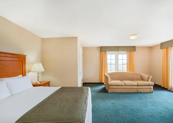 Hotel Ramada By Wyndham East Flagstaff