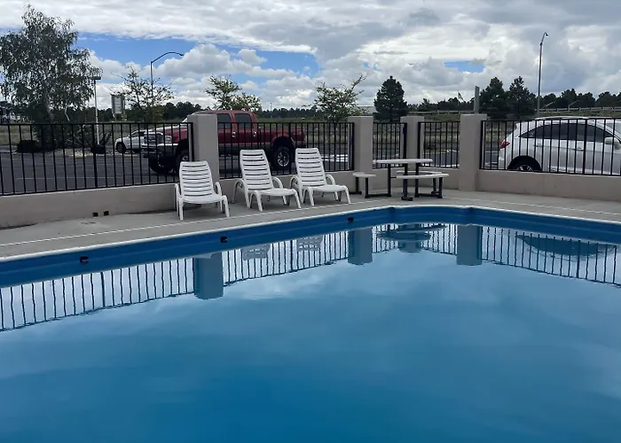 Hotel Ramada By Wyndham East 3*