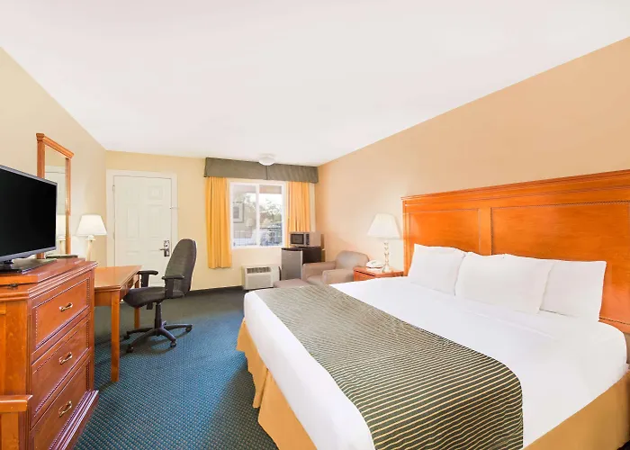 Hotel Ramada By Wyndham East Flagstaff