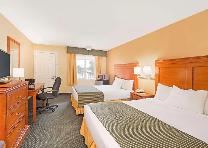 Ramada By Wyndham East Flagstaff
