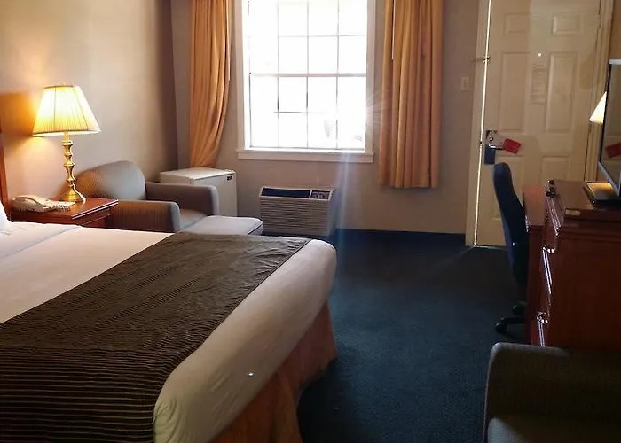 Ramada By Wyndham East Hotel 3*